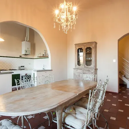 Pinti Terrace Apartment Florence