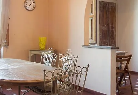 Pinti Terrace