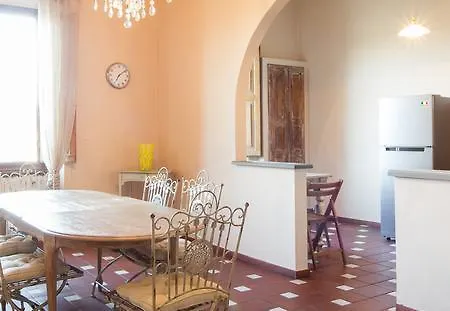 Pinti Terrace Apartment