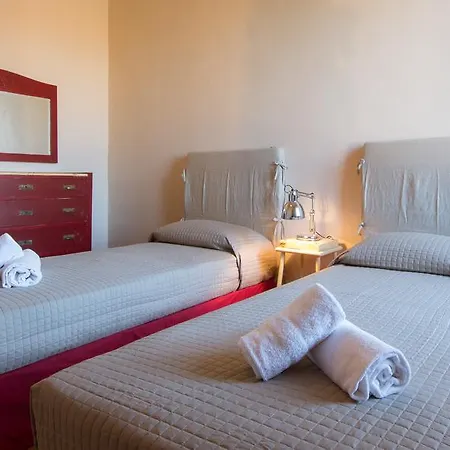 Pinti Terrace Apartment